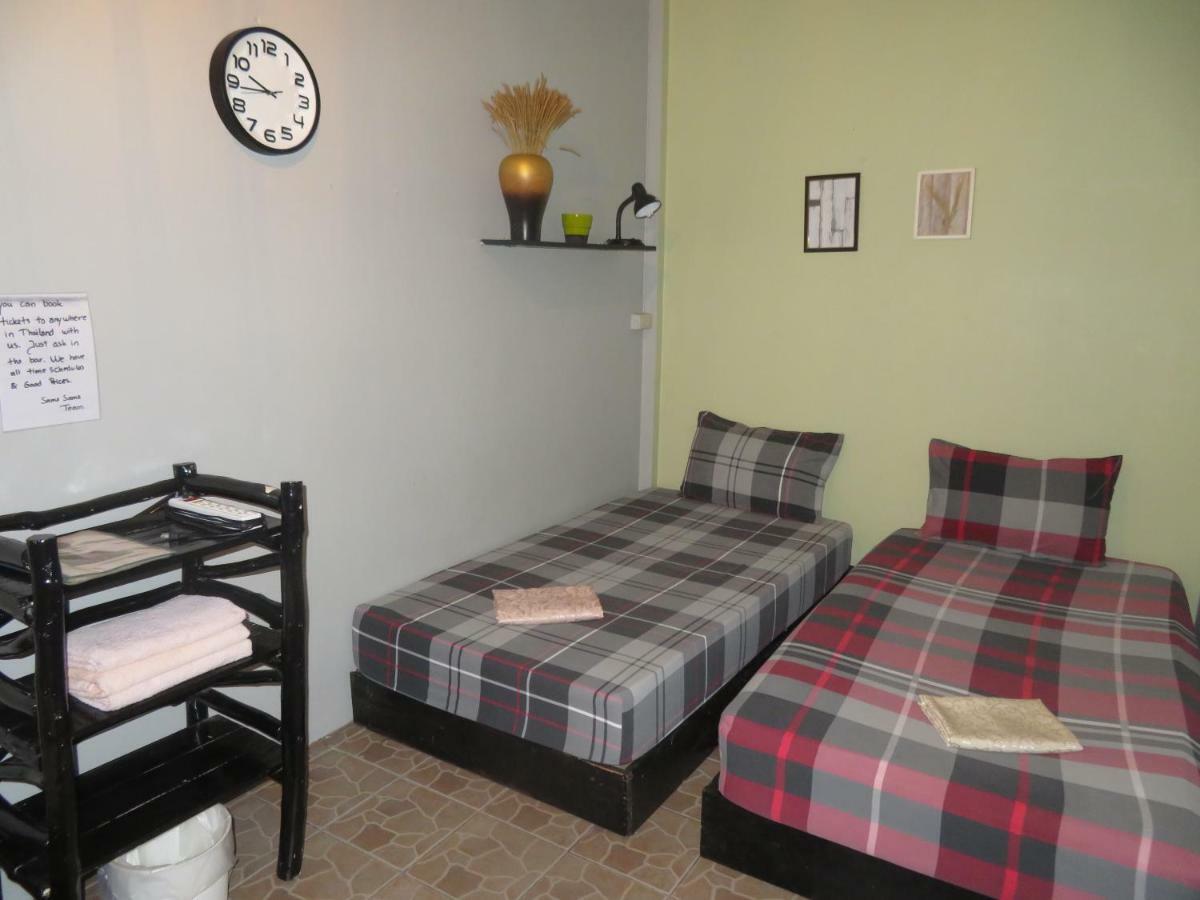 Same Same Guesthouse, Bar & Restaurant (Adults Only) Haad Rin Exterior photo